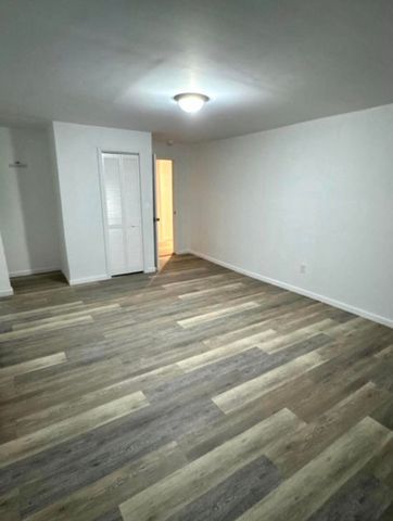 9 Melody Lane, Plattsburgh, NY 12901