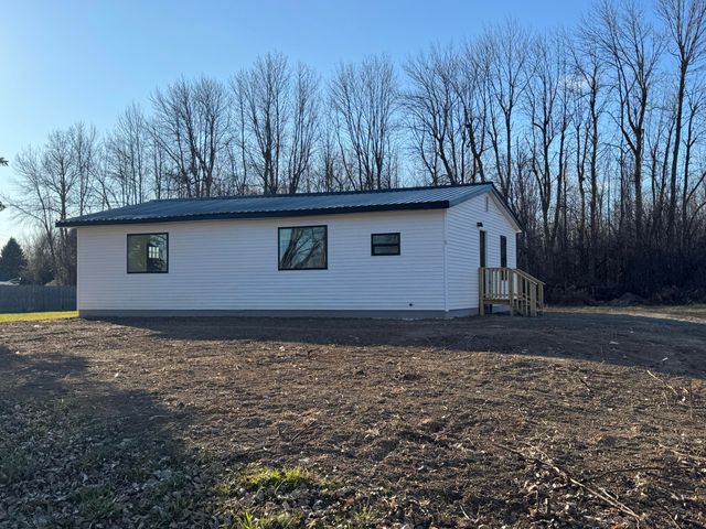 9 Melody Lane, Plattsburgh, NY 12901