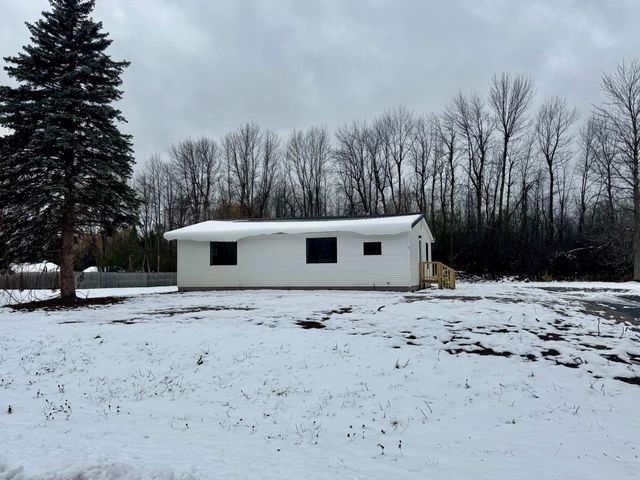 9 Melody Lane, Plattsburgh, NY 12901