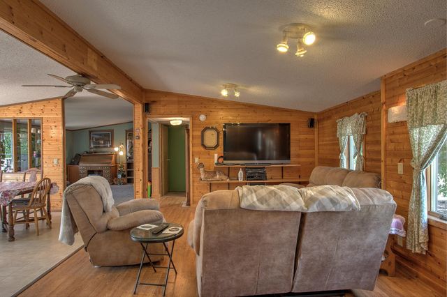 11585 269th Avenue NW, Zimmerman, MN 55398
