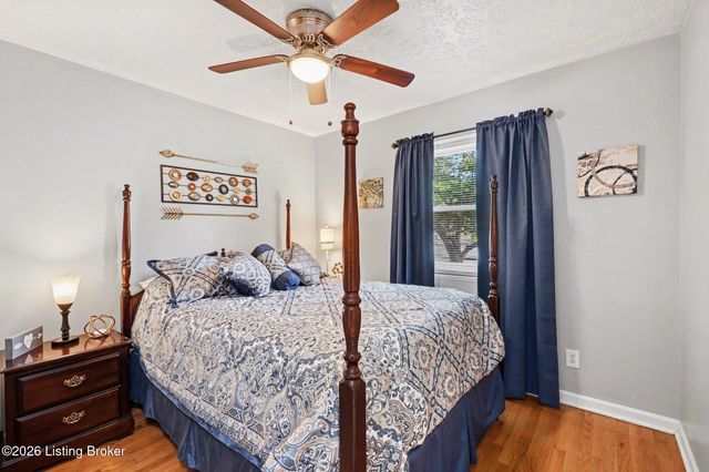 5206 Constance Dr, Louisville, KY 40272