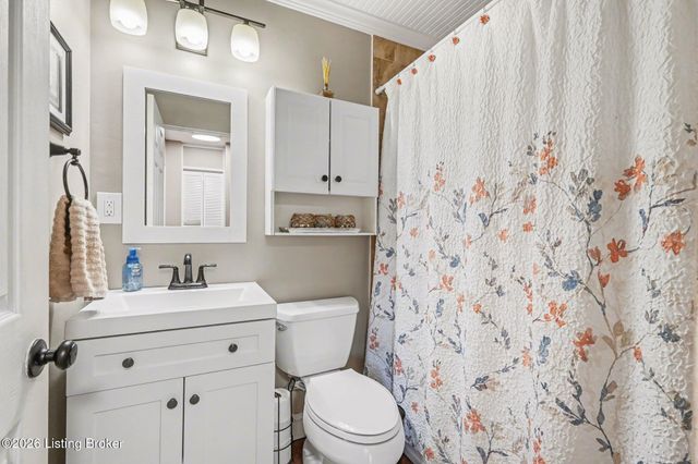 5206 Constance Dr, Louisville, KY 40272