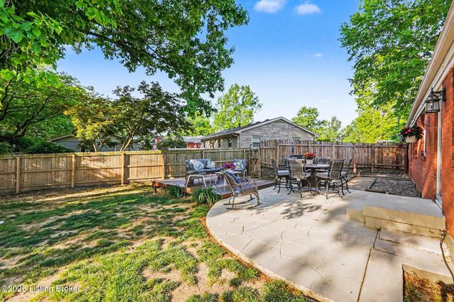 5206 Constance Dr, Louisville, KY 40272