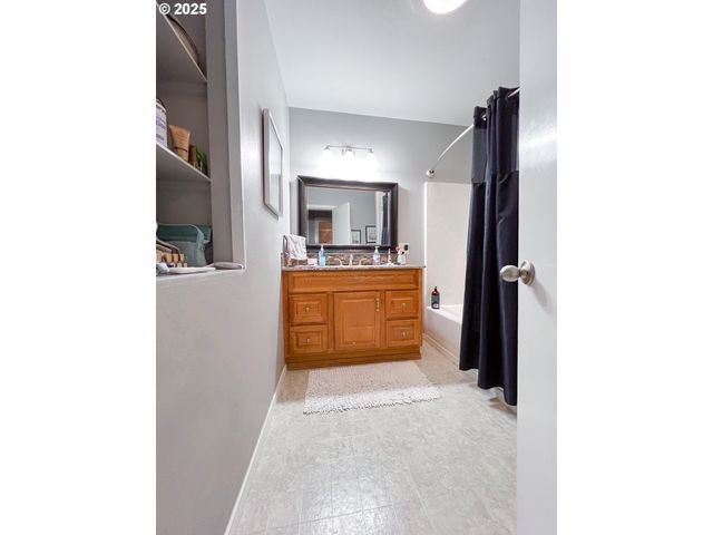 227 Nw 2ND Ave, John Day, OR 97845