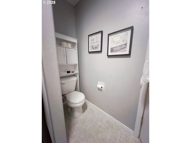 227 Nw 2ND Ave, John Day, OR 97845