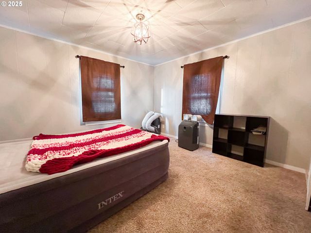 227 Nw 2ND Ave, John Day, OR 97845