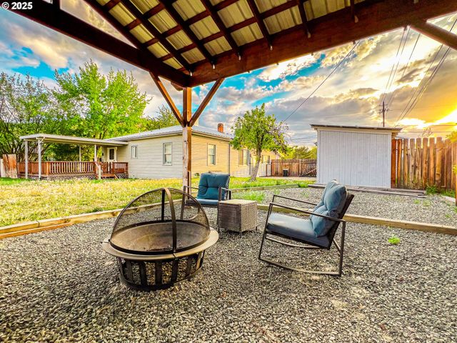 227 Nw 2ND Ave, John Day, OR 97845