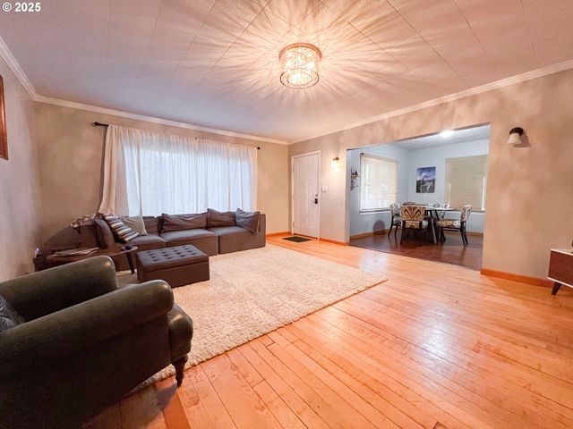 227 Nw 2ND Ave, John Day, OR 97845