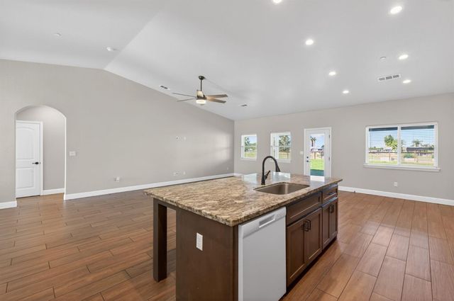 20190 Del Mar Road, Madera, CA 93638