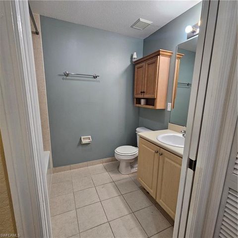 8423 Bernwood Cove LOOP # 409, Fort Myers, FL 33966