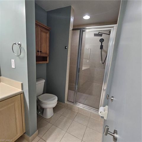 8423 Bernwood Cove LOOP # 409, Fort Myers, FL 33966