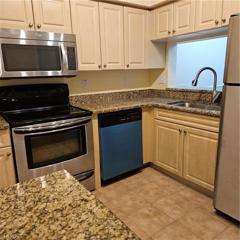 8423 Bernwood Cove LOOP # 409, Fort Myers, FL 33966