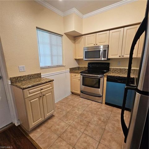 8423 Bernwood Cove LOOP # 409, Fort Myers, FL 33966