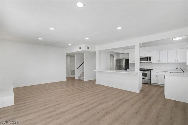 7705 Aplin Avenue, Las Vegas, NV 89145