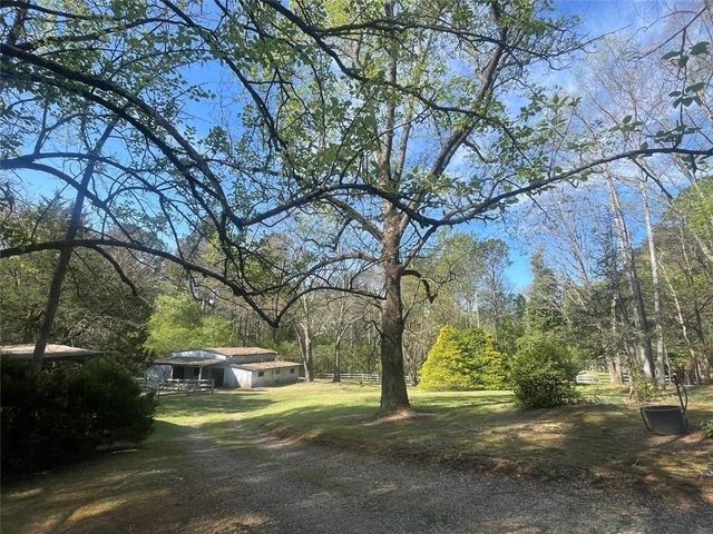 16040 Henderson Road, Milton, GA 30004