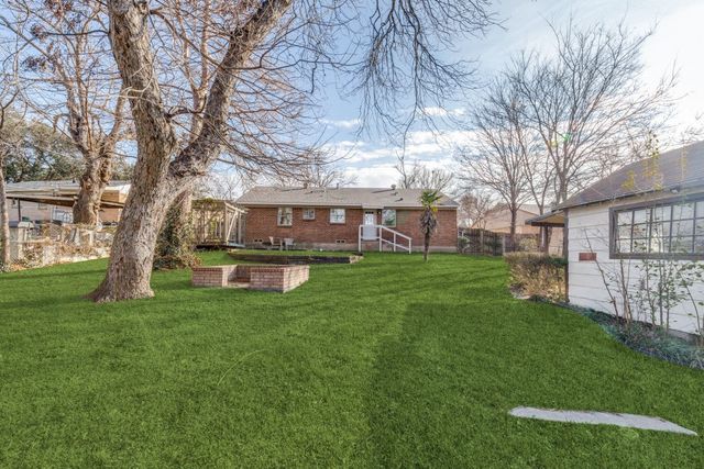 2663 Springvale Drive, Farmers Branch, TX 75234