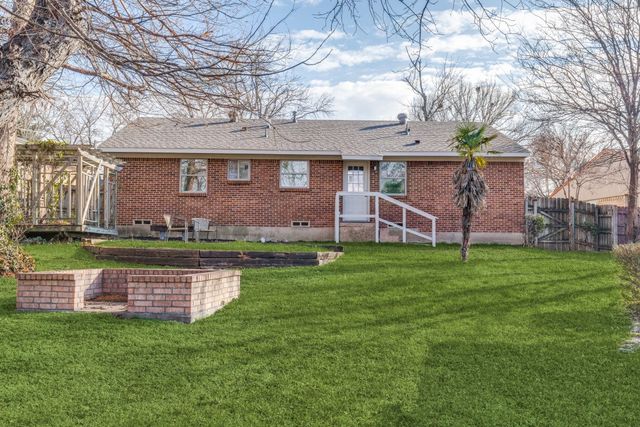 2663 Springvale Drive, Farmers Branch, TX 75234