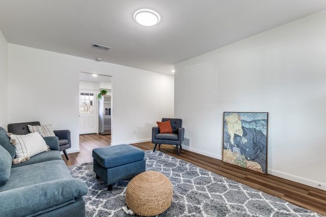 2663 Springvale Drive, Farmers Branch, TX 75234