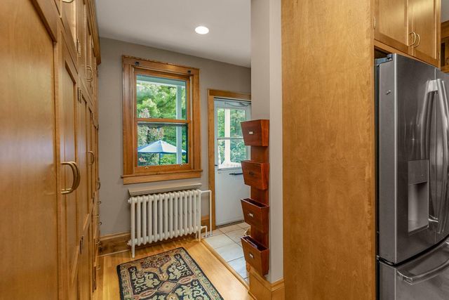 1825 Summit Avenue, Saint Paul, MN 55105