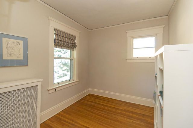 1825 Summit Avenue, Saint Paul, MN 55105