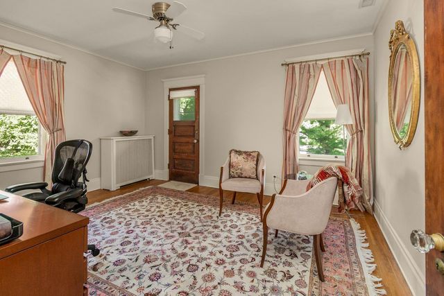 1825 Summit Avenue, Saint Paul, MN 55105