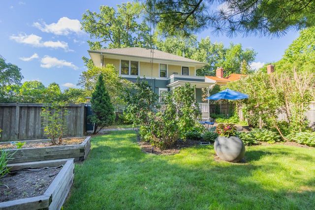 1825 Summit Avenue, Saint Paul, MN 55105