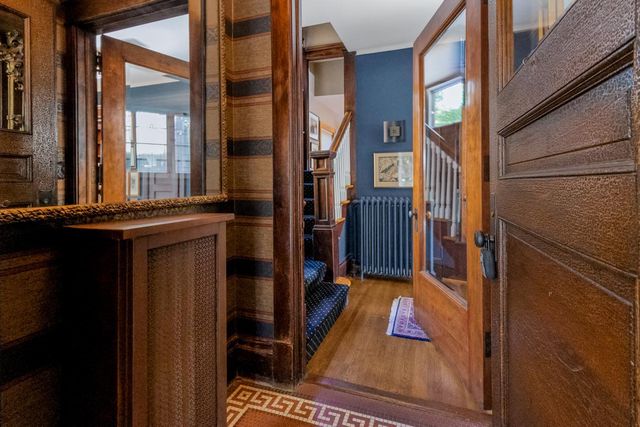 1825 Summit Avenue, Saint Paul, MN 55105