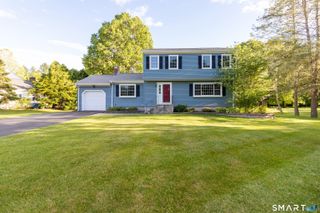 15 Kennedy Road, Windsor, CT 06095