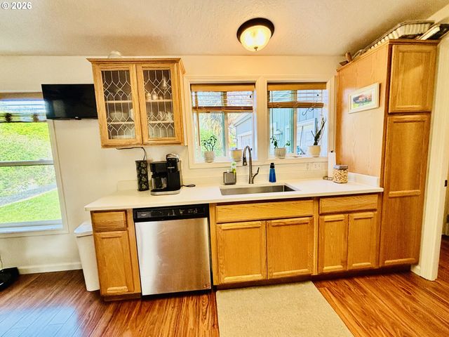 98190 GAVIN Ln, Brookings, OR 97415