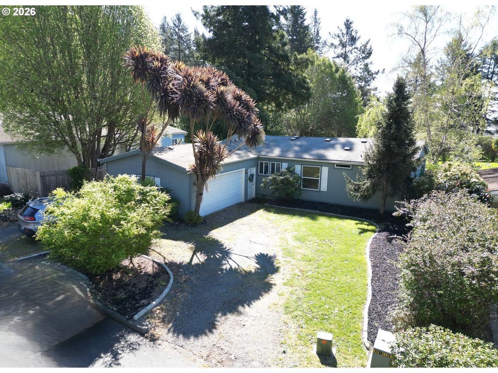 98190 GAVIN Ln, Brookings, OR 97415