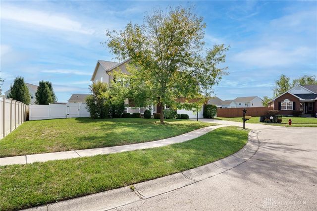 4572 Keeneland Court, Huber Heights, OH 45424