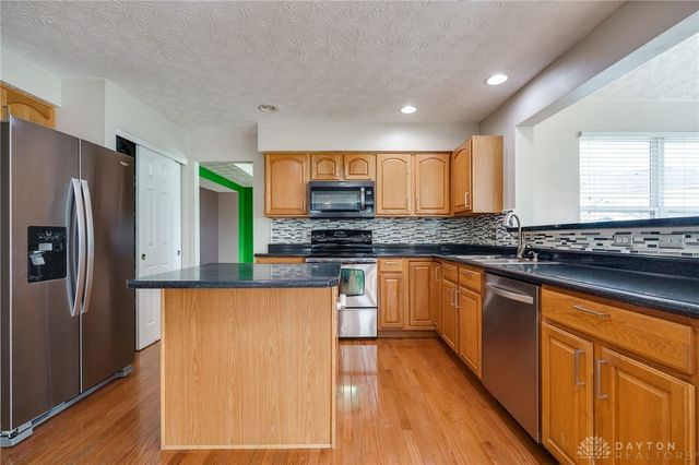 4572 Keeneland Court, Huber Heights, OH 45424