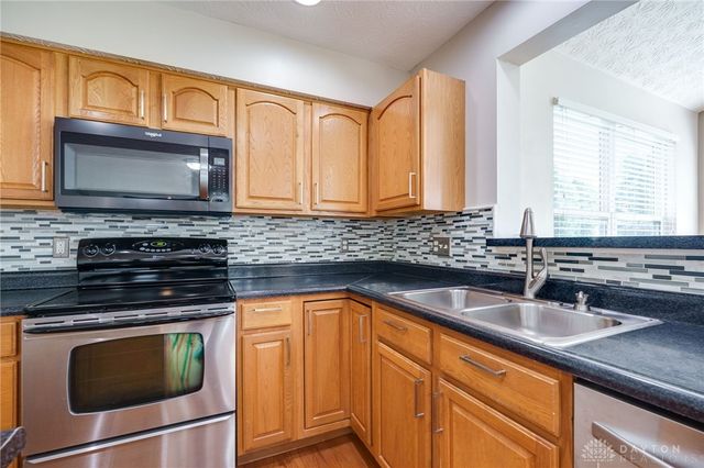 4572 Keeneland Court, Huber Heights, OH 45424