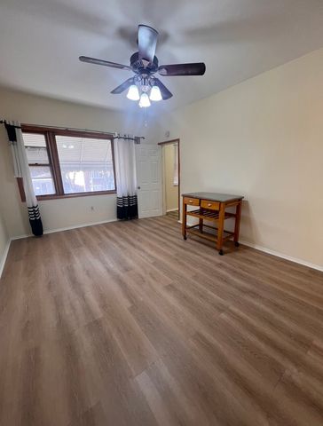 3741 S UNION Avenue, Chicago, IL 60609