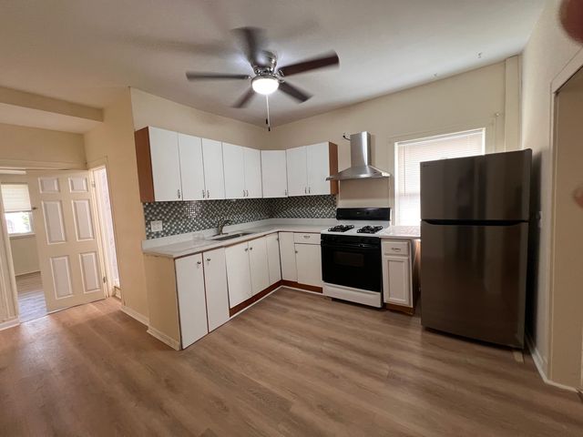 3741 S UNION Avenue, Chicago, IL 60609