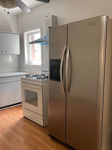 3741 S UNION Avenue, Chicago, IL 60609