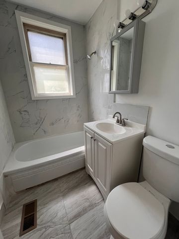 3741 S UNION Avenue, Chicago, IL 60609