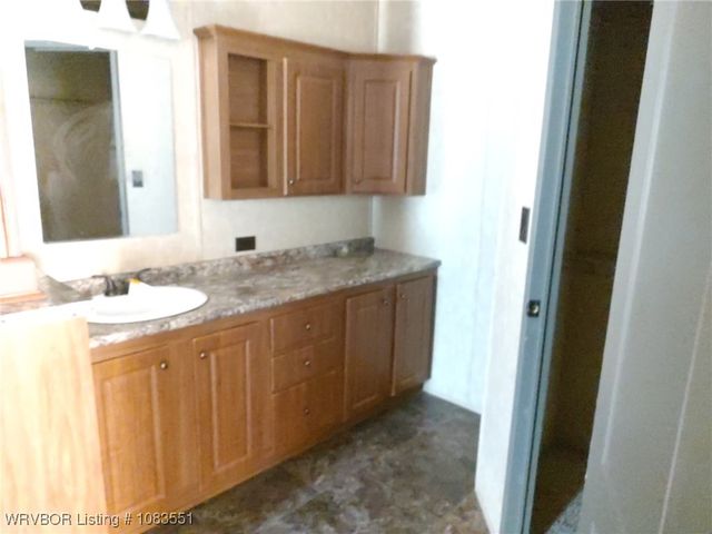 911 S 5th Street, Bonanza, AR 72916