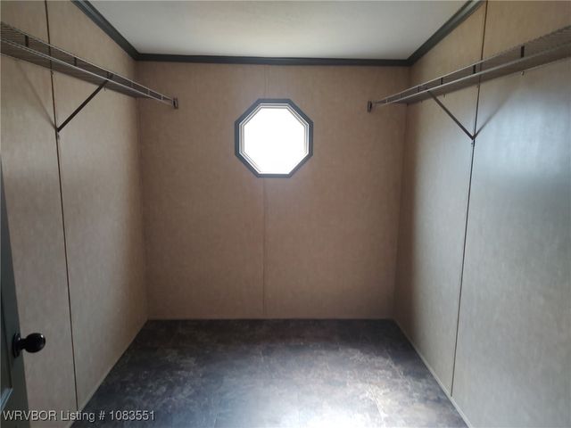 911 S 5th Street, Bonanza, AR 72916