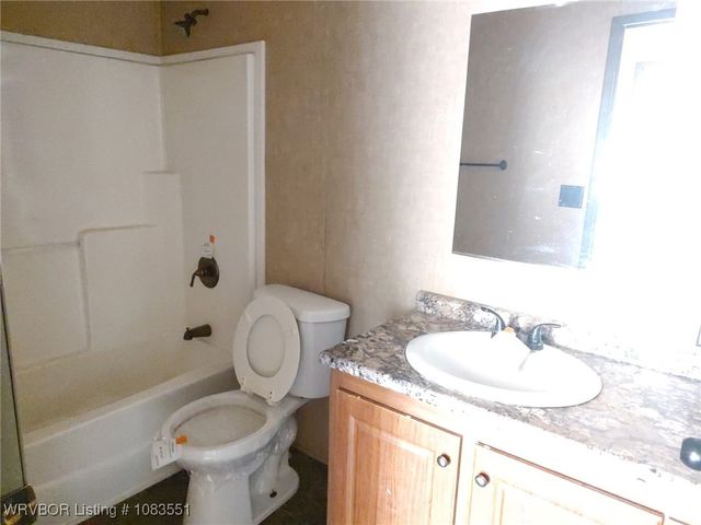 911 S 5th Street, Bonanza, AR 72916