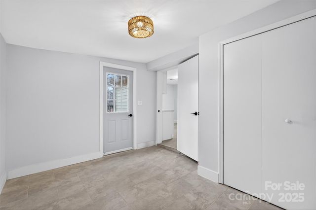 30 Porter Street, Tryon, NC 28782