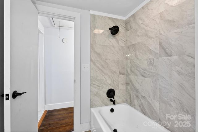 30 Porter Street, Tryon, NC 28782