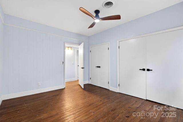 30 Porter Street, Tryon, NC 28782