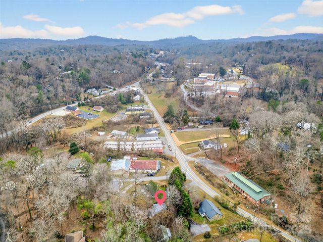 30 Porter Street, Tryon, NC 28782