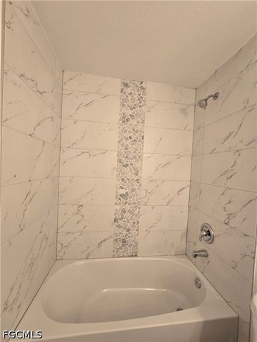 51 Wilmington PKWY, Cape Coral, FL 33993