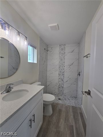 51 Wilmington PKWY, Cape Coral, FL 33993