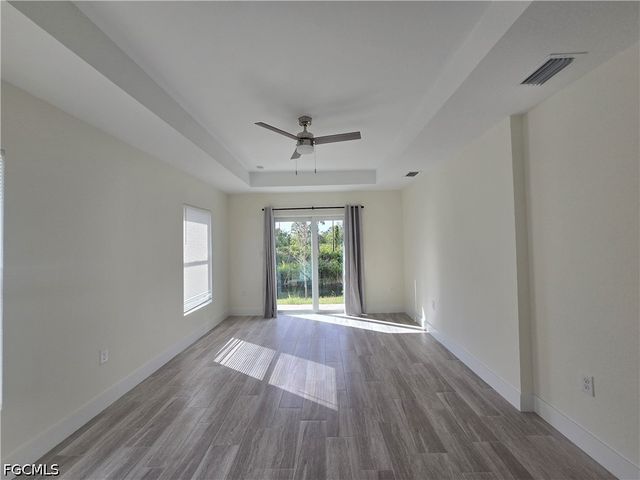 51 Wilmington PKWY, Cape Coral, FL 33993
