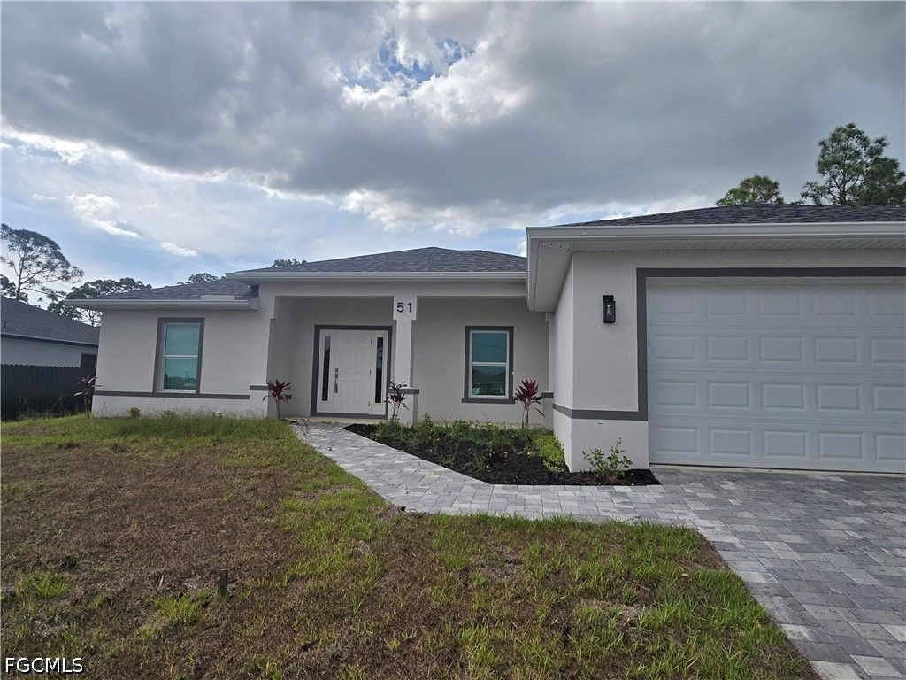 51 Wilmington PKWY, Cape Coral, FL 33993