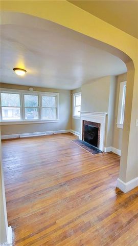 1009 Logan Street, Greensboro, NC 27406