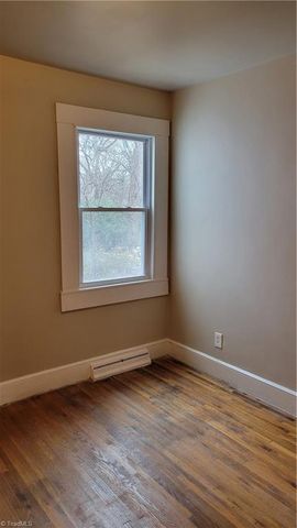 1009 Logan Street, Greensboro, NC 27406